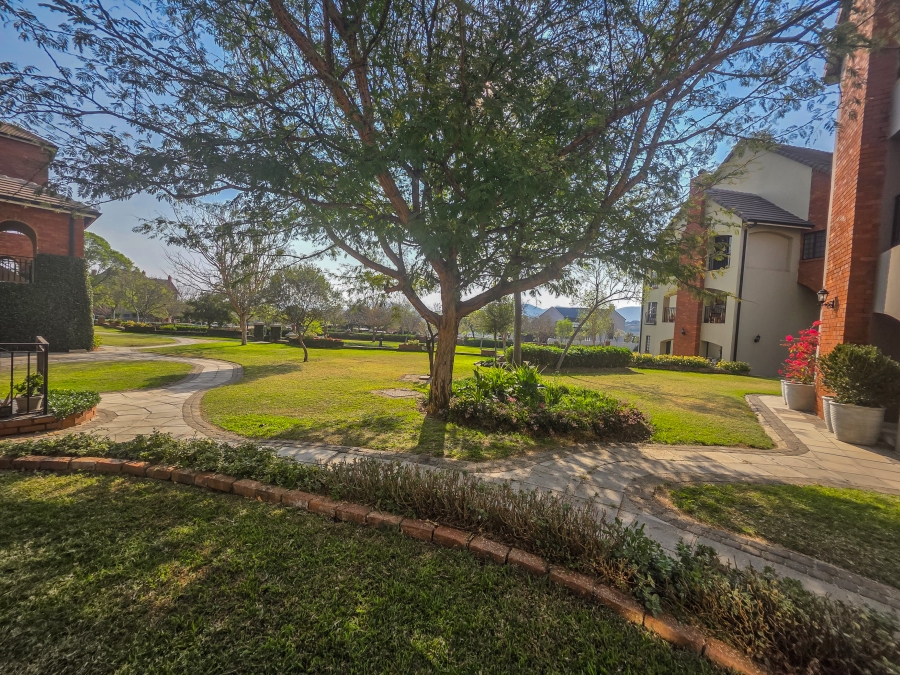 To Let 3 Bedroom Property for Rent in Meerhof North West